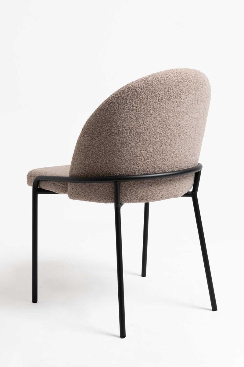 Silla Dosa: Una de nuestras Sillas Modernas Favoritas