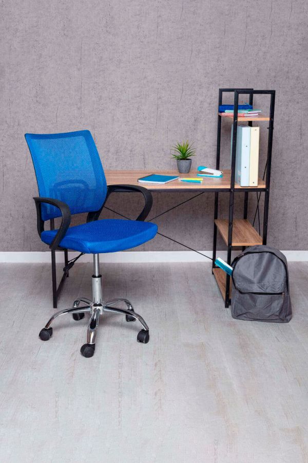 Conjunto Escritorio Kecil y Silla Midi Pro