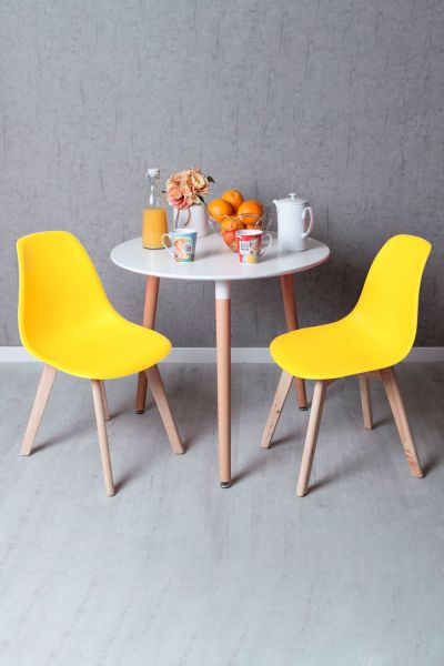 Conjunto Mesa Tower Redonda 80 cm Blanca y Pack 2 Sillas Kelen